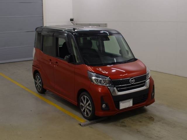 3082 NISSAN DAYZ ROOX B21A 2018 г. (NAA Tokyo)